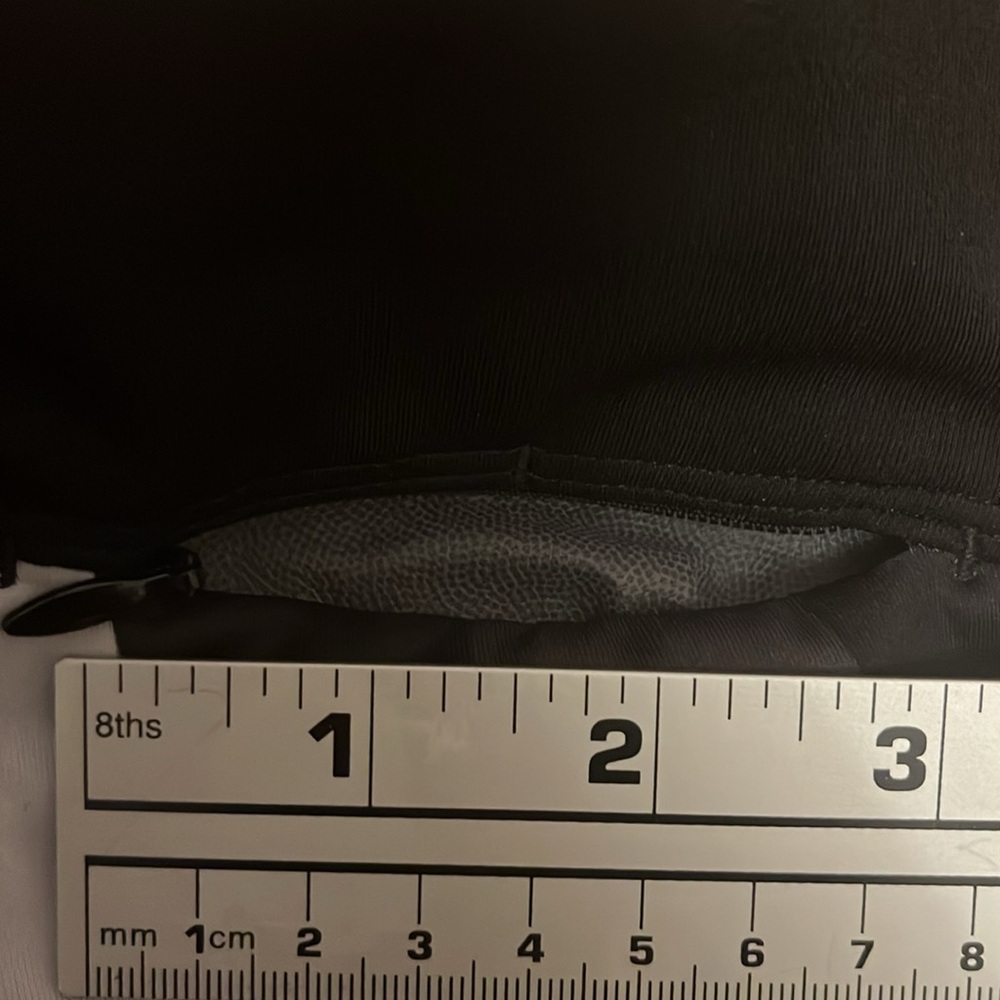 NWT - Adidas 3/4 Tight - Picture 7 of 8
